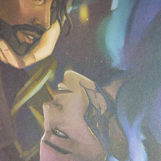 Silent video showing off the pearlescent shine of the print under the direct light.